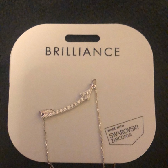 🎉HOST PICK🎉NWT Swarovski Zirconia Arrow Necklace - Picture 3 of 5